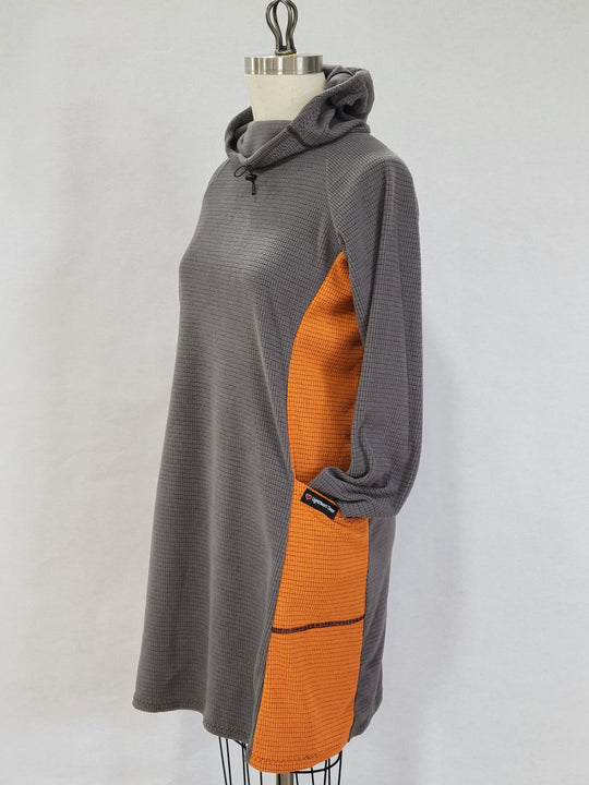 Fleece dress - Gray & Orange sides